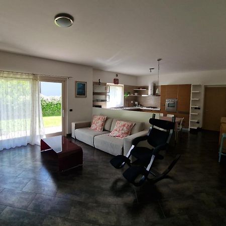 Apartamento Casa Alice Torbole Sul Garda Exterior foto